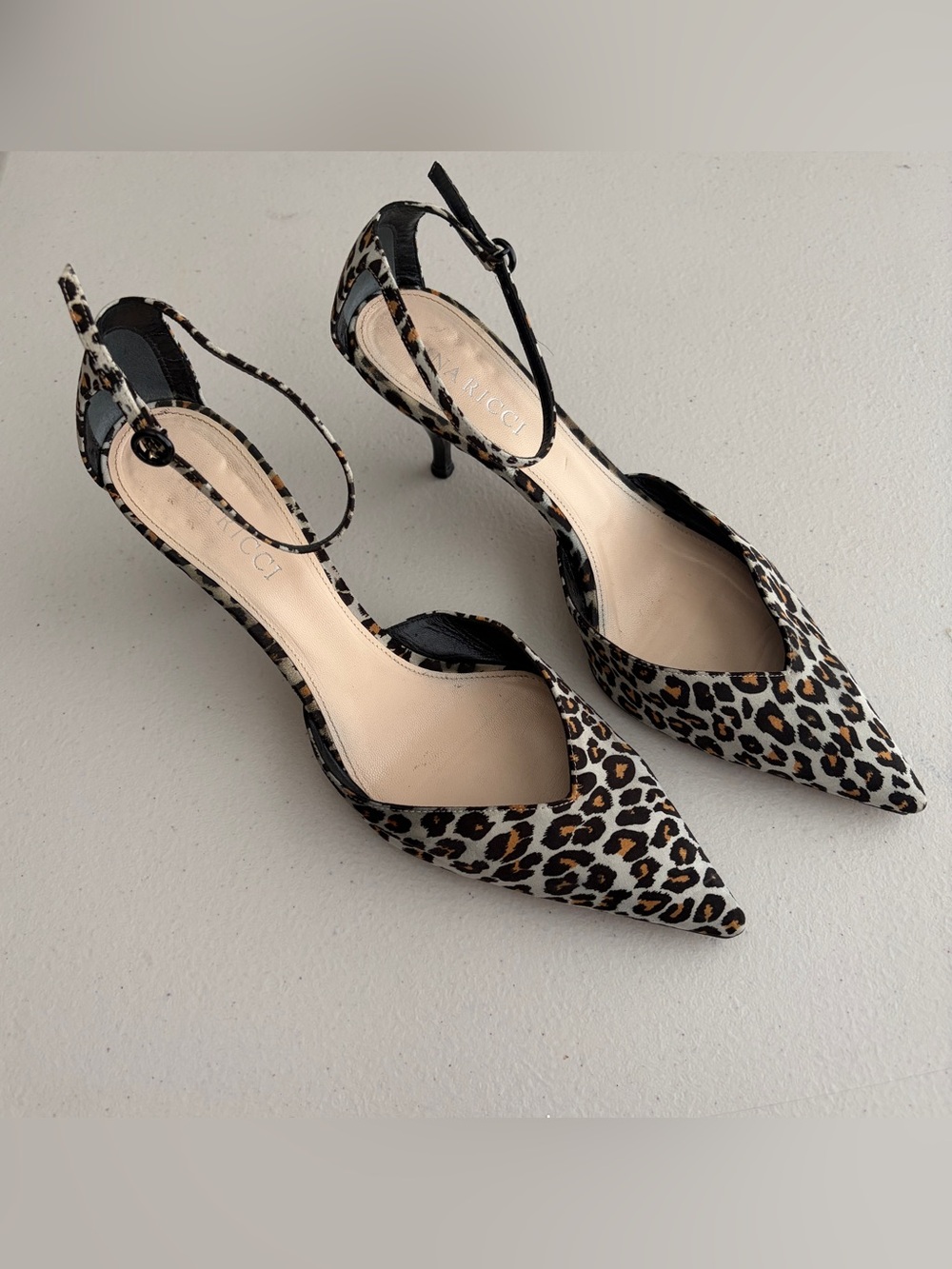 Nina Ricci Leopard Print Kitten Heels Pointed Toe With Ankle Strap Italy EU 39